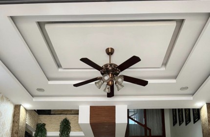 Mặt tiền Cống Lỡ, Tân Bình, DTCN 70m2, 4.8 x 13.5, 4 tầng, 13.5 tỷ TL, Dòng tiền 30tr/th
